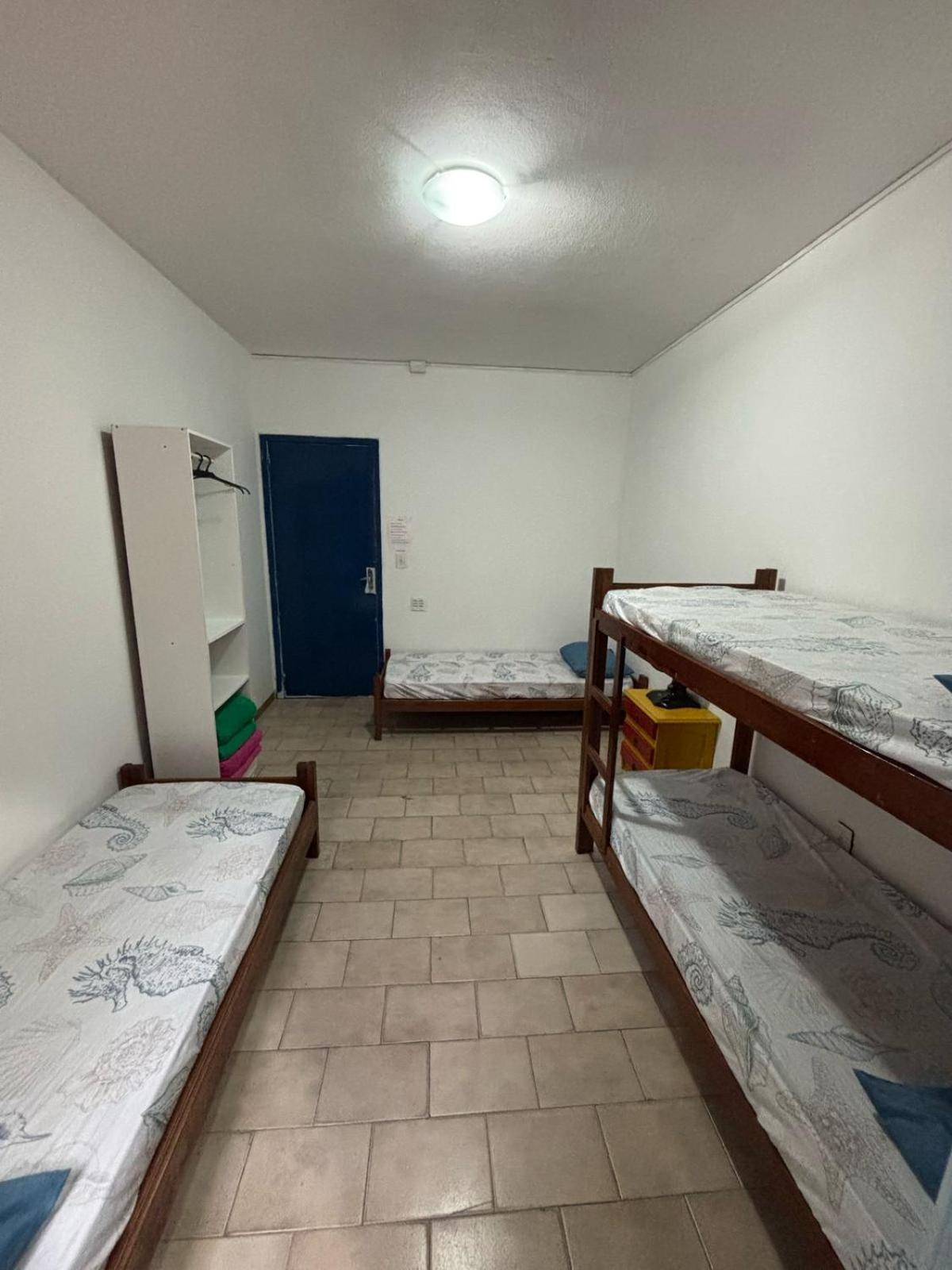 Yellow House Bc Homestay Balneario Camboriu