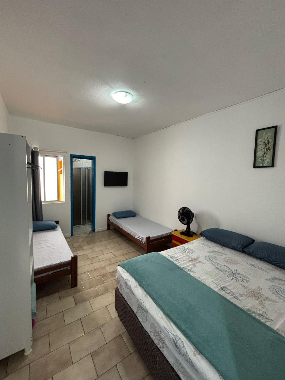 Homestay Yellow House Bc